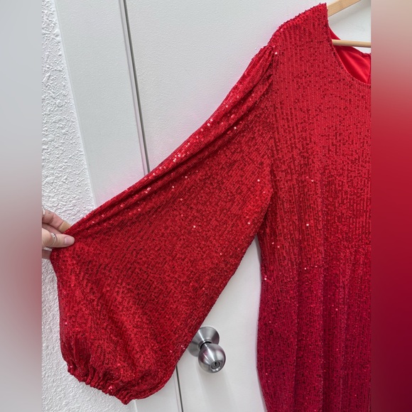 Ivy City Short Lady Red Sequin Long Sleeve Dress - Picture 3 of 8